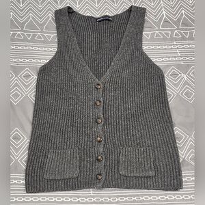 Brandy Melville Grey Ribbed Sweater Vest Size Small